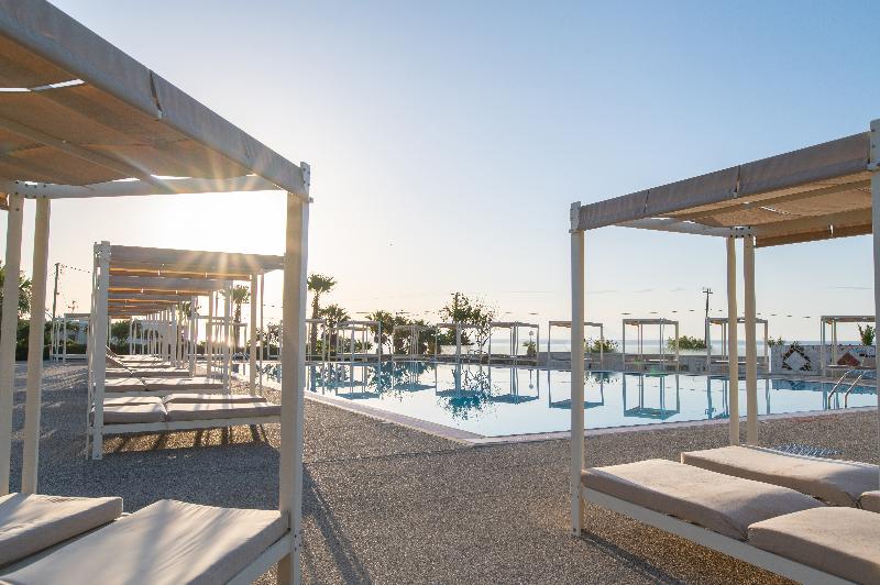 Grand Blue Beach Hotel - Havuz