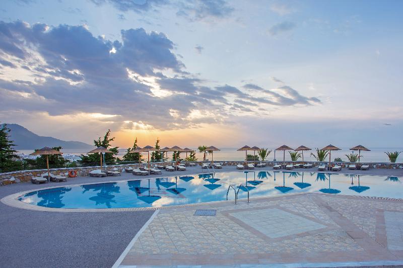 Grand Blue Beach Hotel - Havuz