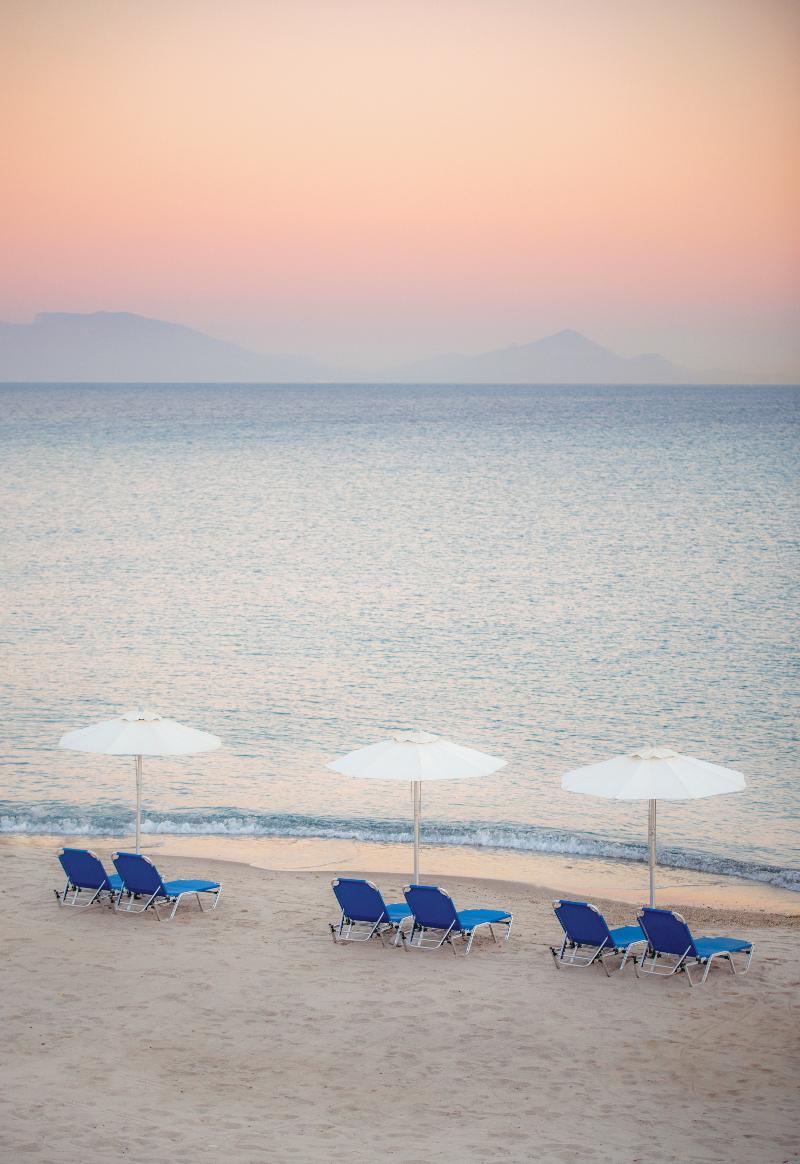 Grand Blue Beach Hotel - Plaj