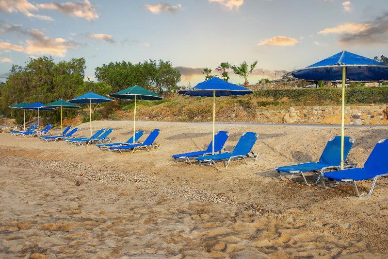 Grand Blue Beach Hotel - Plaj