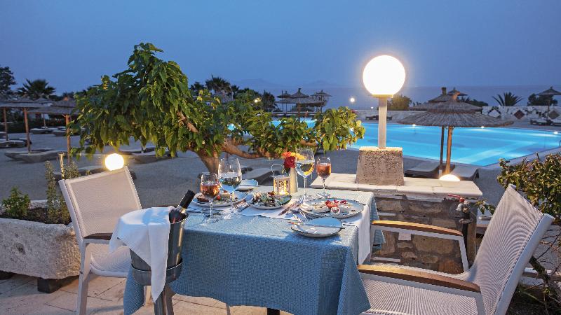 Grand Blue Beach Hotel - Restoran