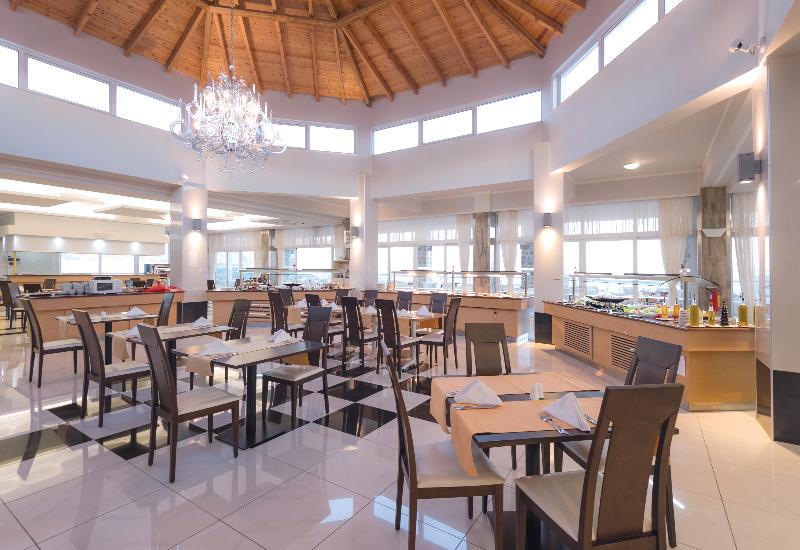 Grand Blue Beach Hotel - Restoran