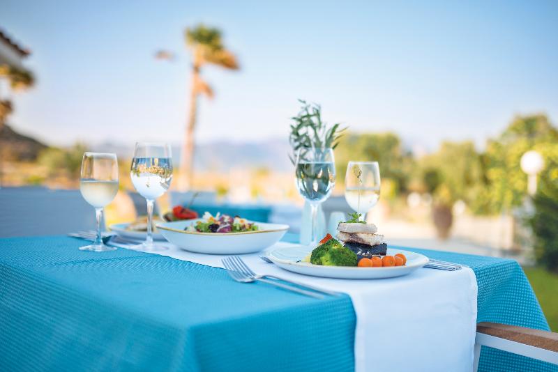 Grand Blue Beach Hotel - Restoran