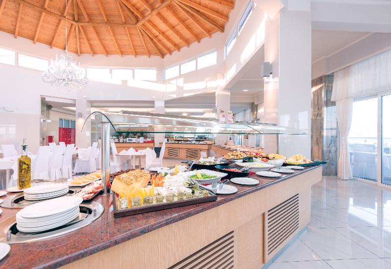 Grand Blue Beach Hotel - Restoran