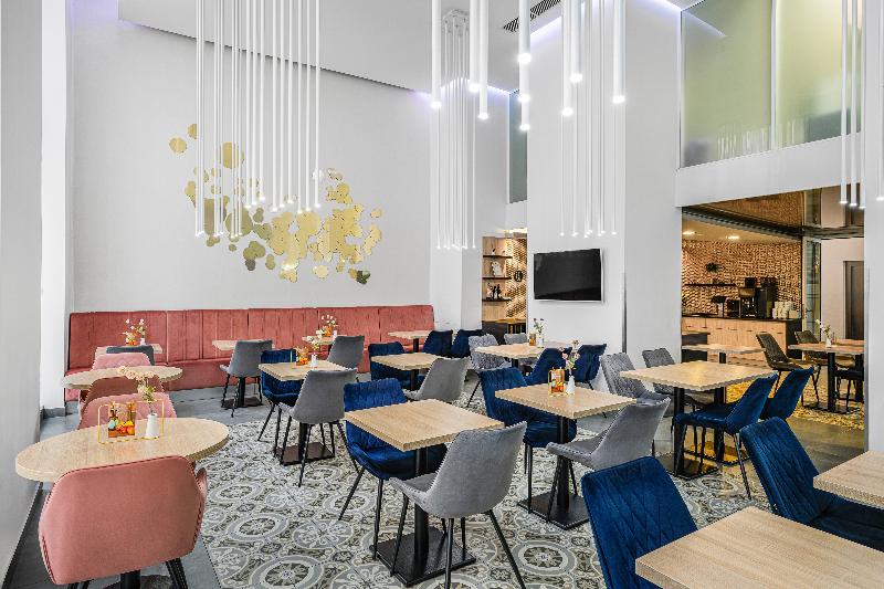 12 Revay Hotel - Lobi