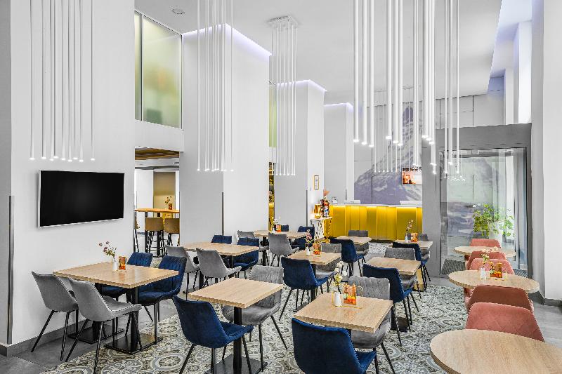 12 Revay Hotel - Lobi