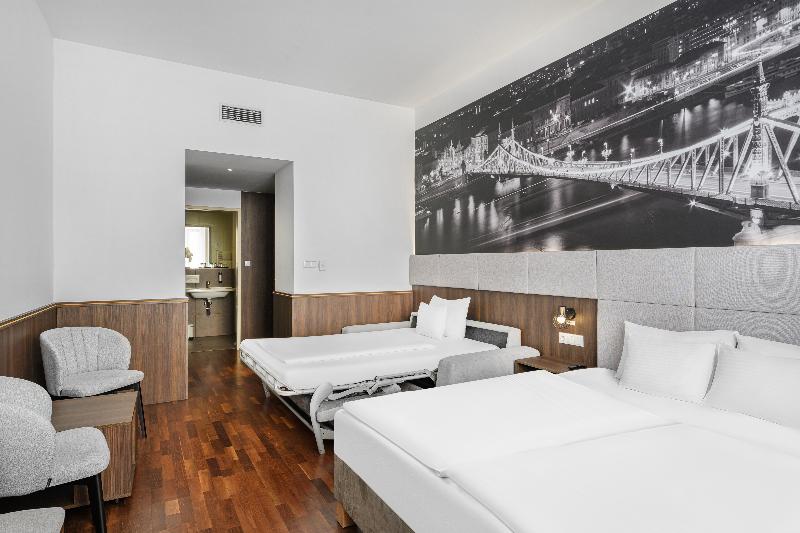 12 Revay Hotel - Oda