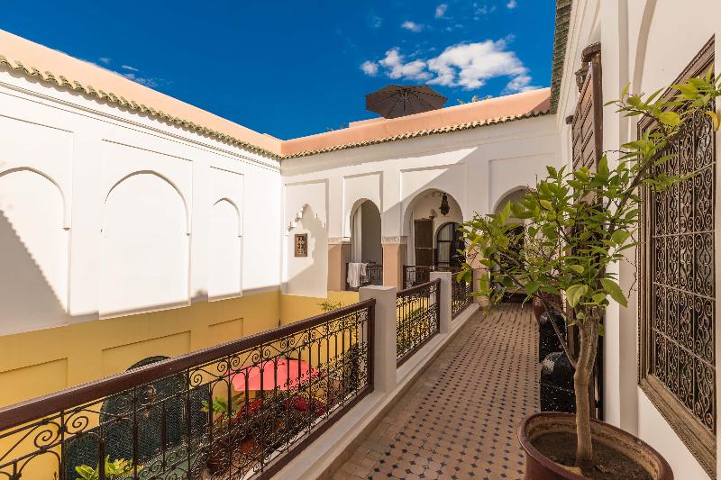 Riad Lea - Genel