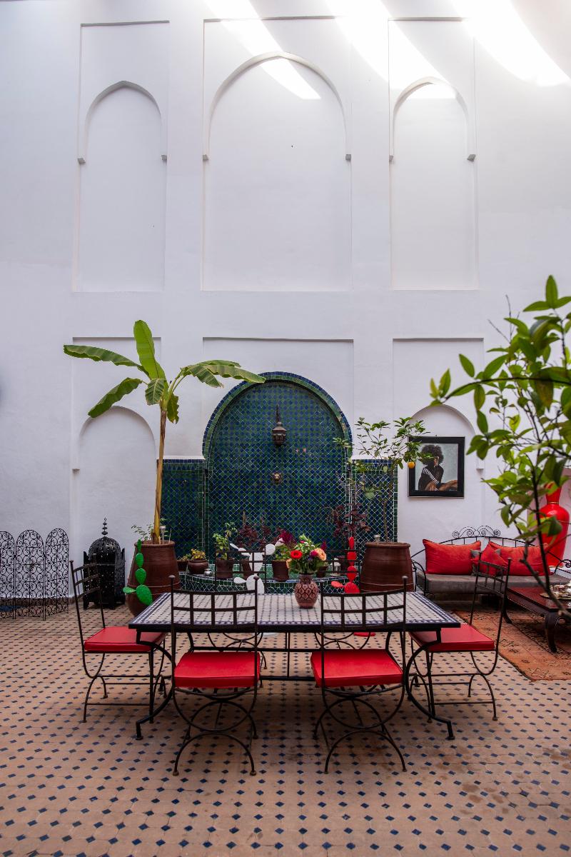 Riad  Lea - Genel
