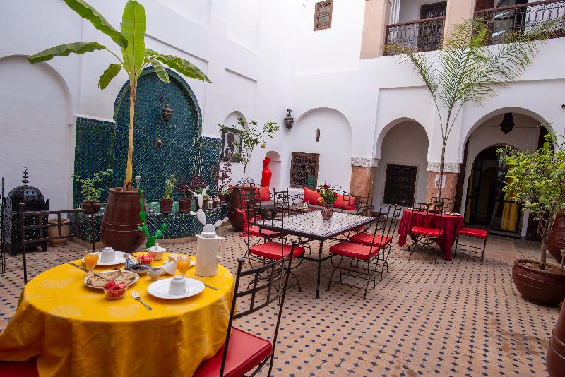 Riad  Lea - Genel