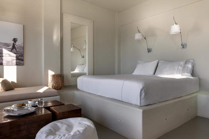 West East Suites - Oda