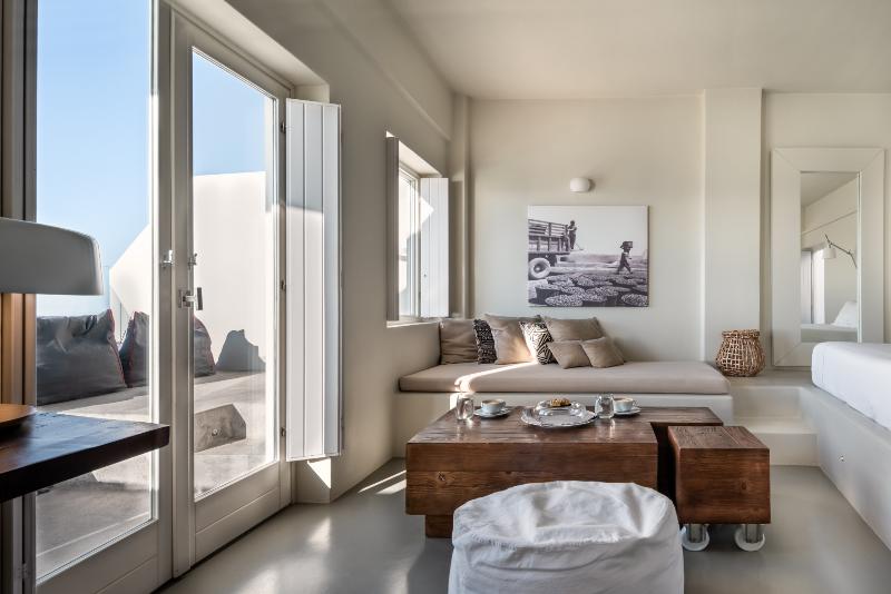 West East Suites - Oda