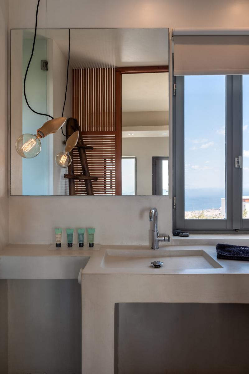 West East Suites - Oda