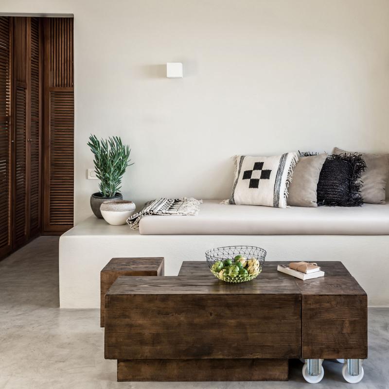 West East Suites - Oda