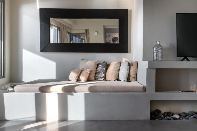 West East Suites - Oda