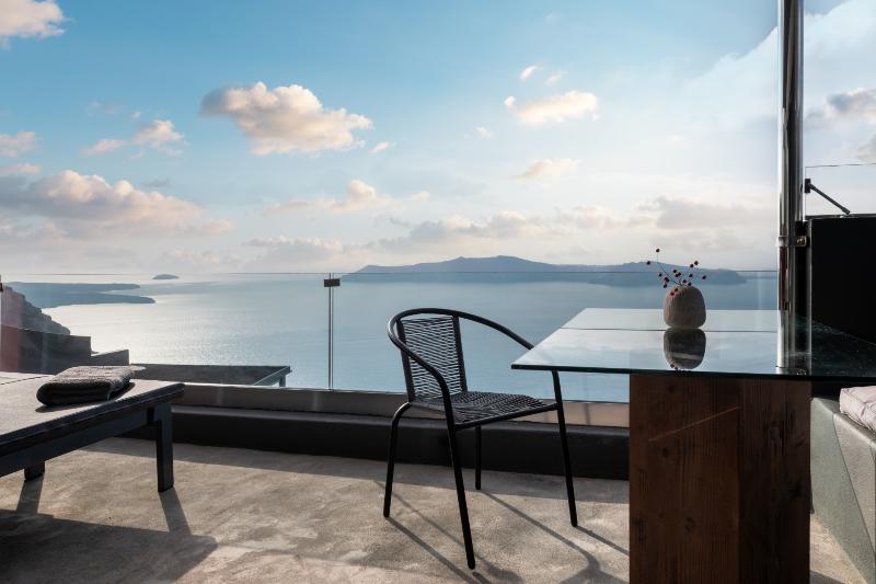 West East Suites - Oda