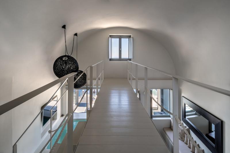 West East Suites - Oda