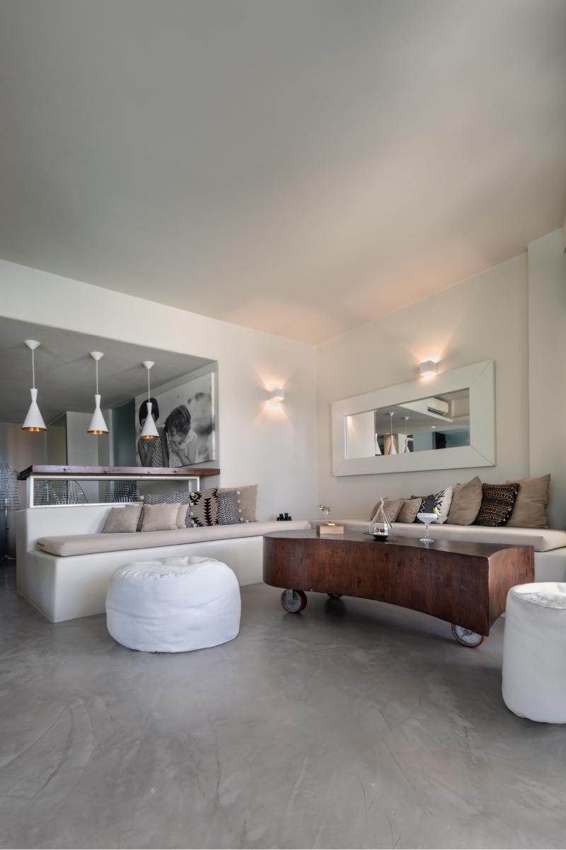 West East Suites - Oda