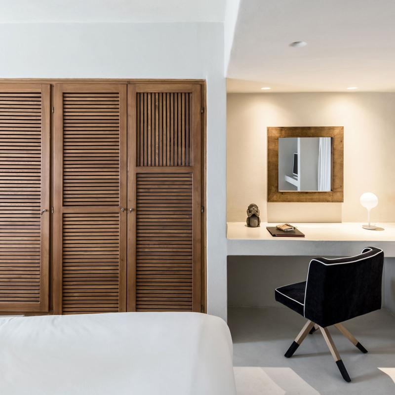 West East Suites - Oda
