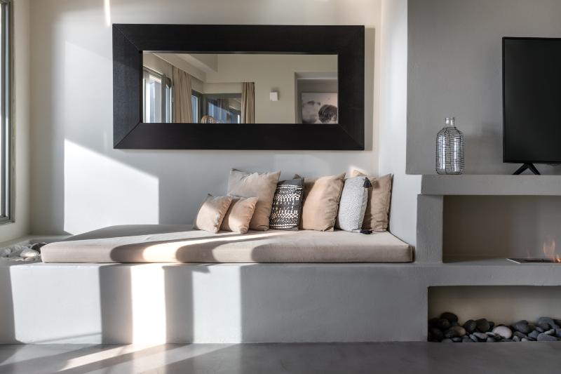 West East Suites - Oda