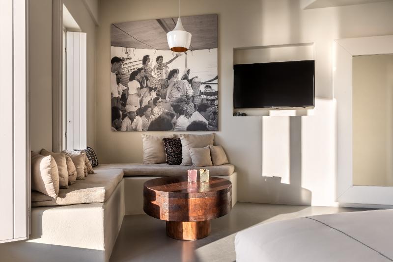 West East Suites - Oda