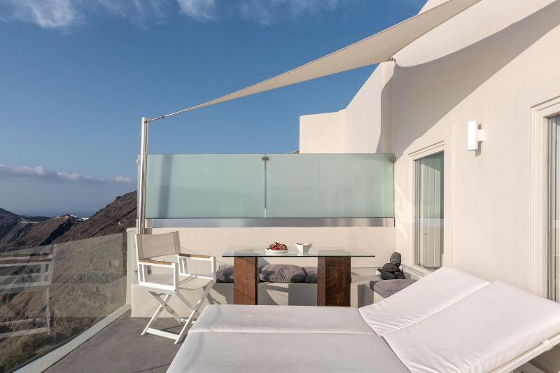 West East Suites - Oda