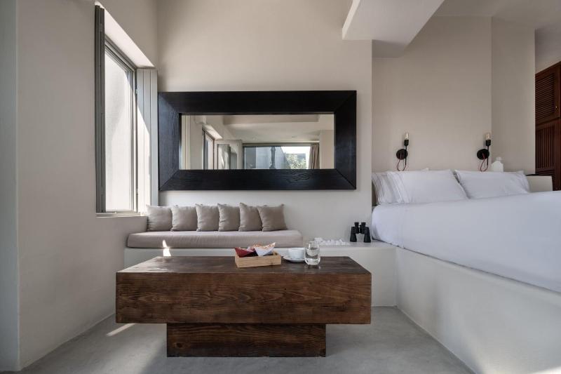 West East Suites - Oda