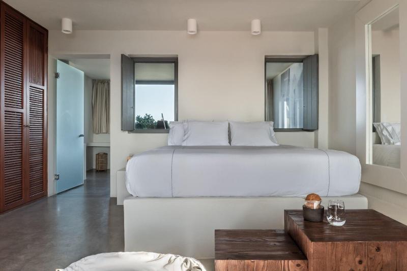 West East Suites - Oda