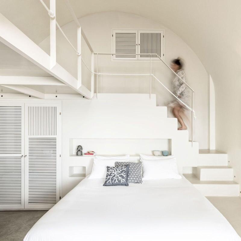West East Suites - Oda