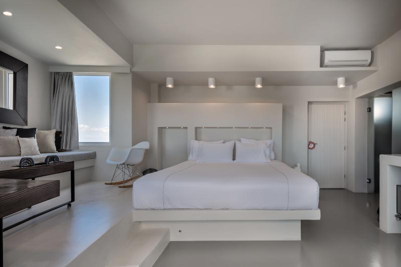 West East Suites - Oda