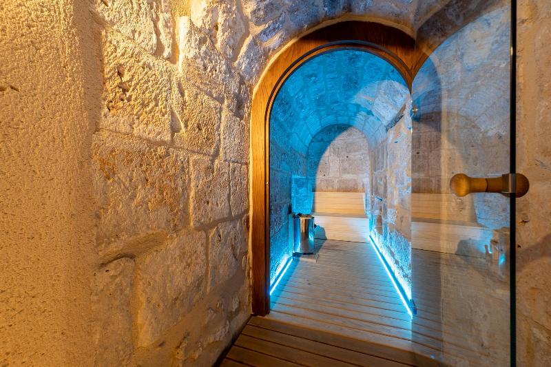 Castilla Termal Monasterio De Valbuena - Oda