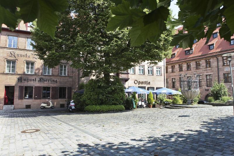 Hotel Hauser - Genel