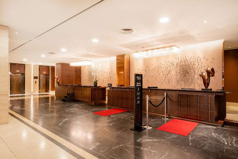 Hilton Berlin - Lobi