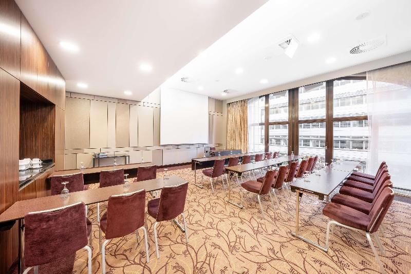 Hilton Berlin - Genel