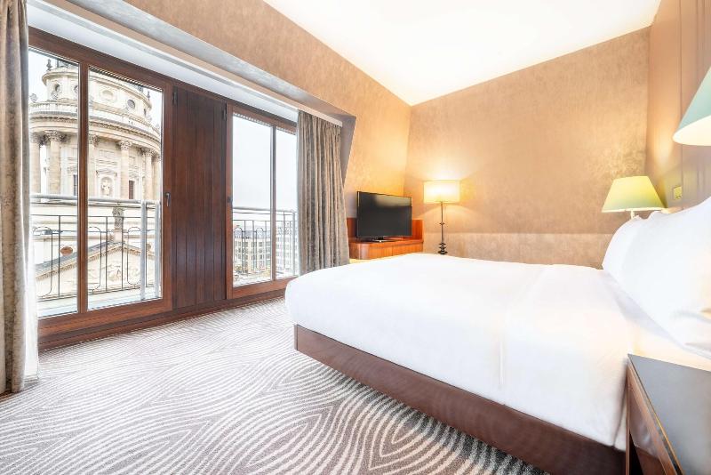 Hilton Berlin - Oda