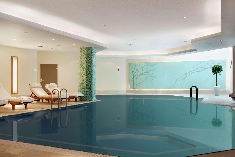 Hilton Berlin - Havuz