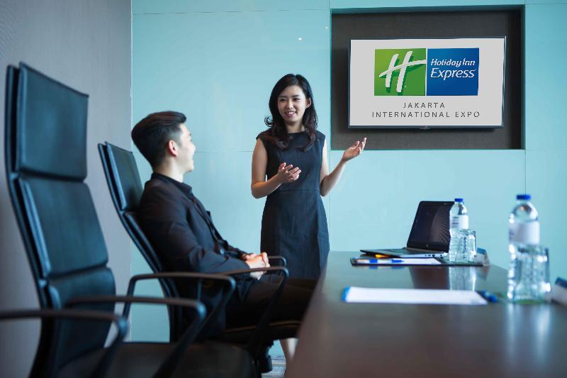 Holiday Inn Express Jakarta International Expo - Toplantı