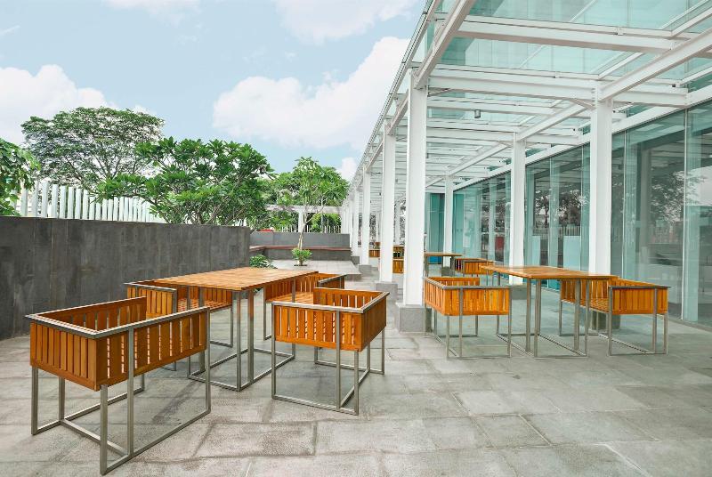 Holiday Inn Express Jakarta International Expo - Restoran