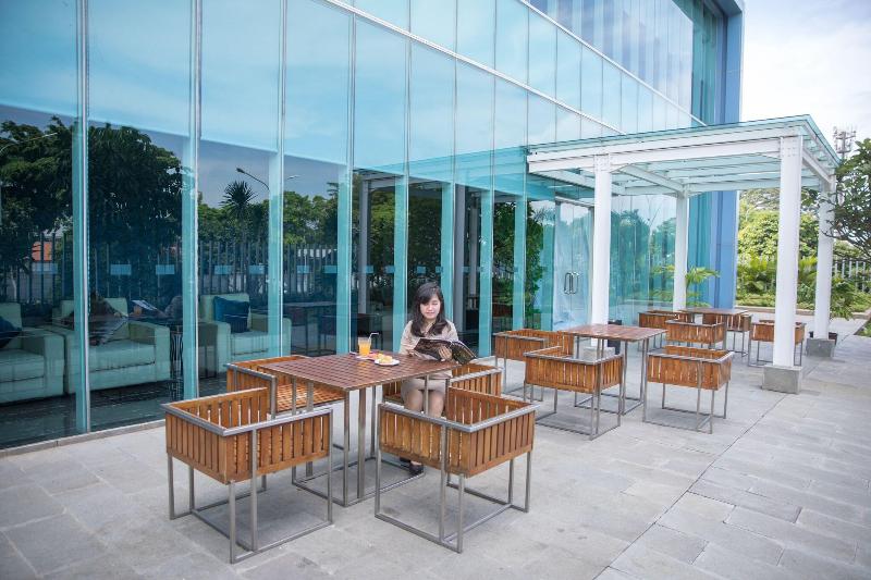 Holiday Inn Express Jakarta International Expo - Restoran
