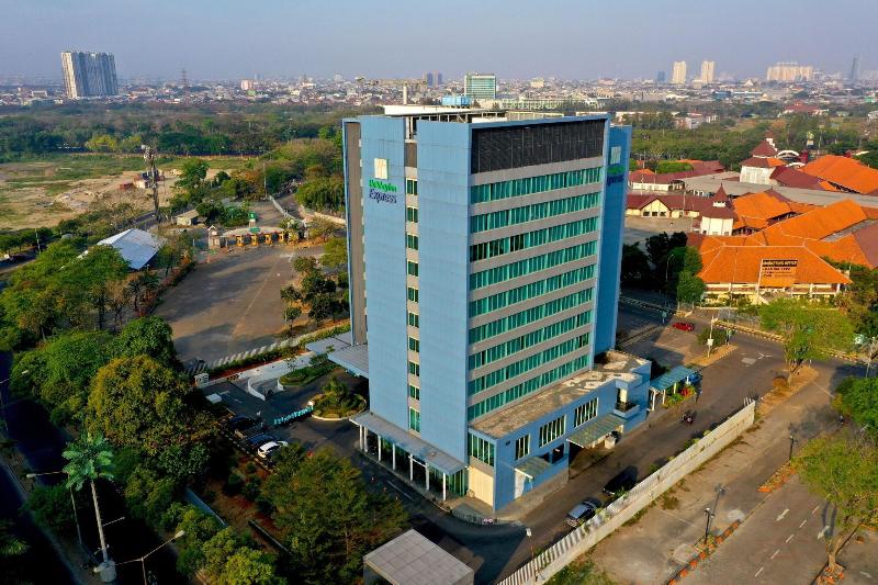 Holiday Inn Express Jakarta International Expo - Teras