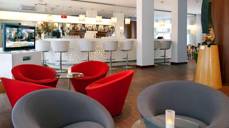 Radisson RED Berlin Kudamm - Bar