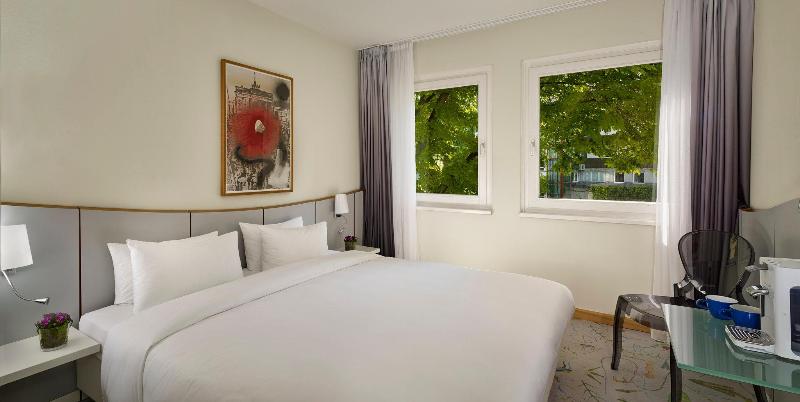 Radisson RED Berlin Kudamm - Genel