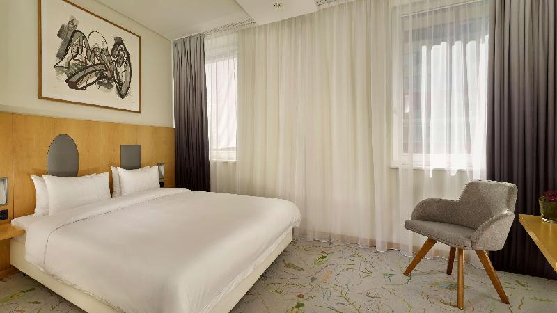 Radisson RED Berlin Kudamm - Oda