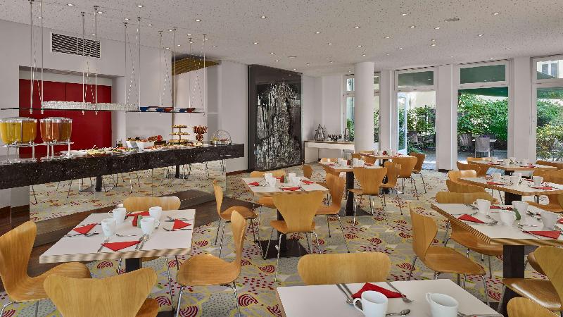Radisson RED Berlin Kudamm - Restoran