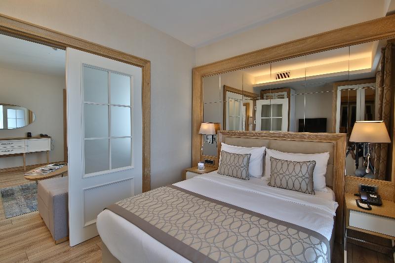 Bof Hotels Ceo Suite Atasehir - Oda