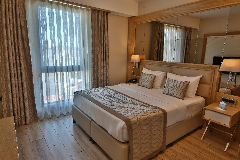 Bof Hotels Ceo Suite Atasehir - Oda