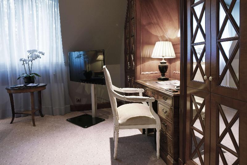 Schlosshotel Berlin - Oda