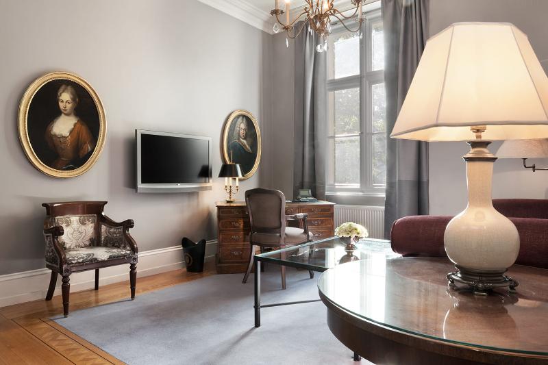 Schlosshotel Berlin - Oda
