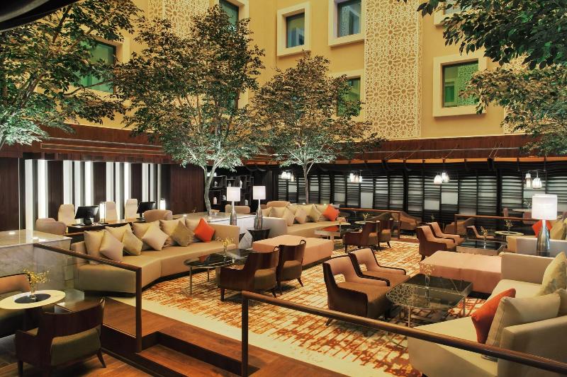 DoubleTree by Hilton Riyadh - Al Muroj Business Ga - Bar