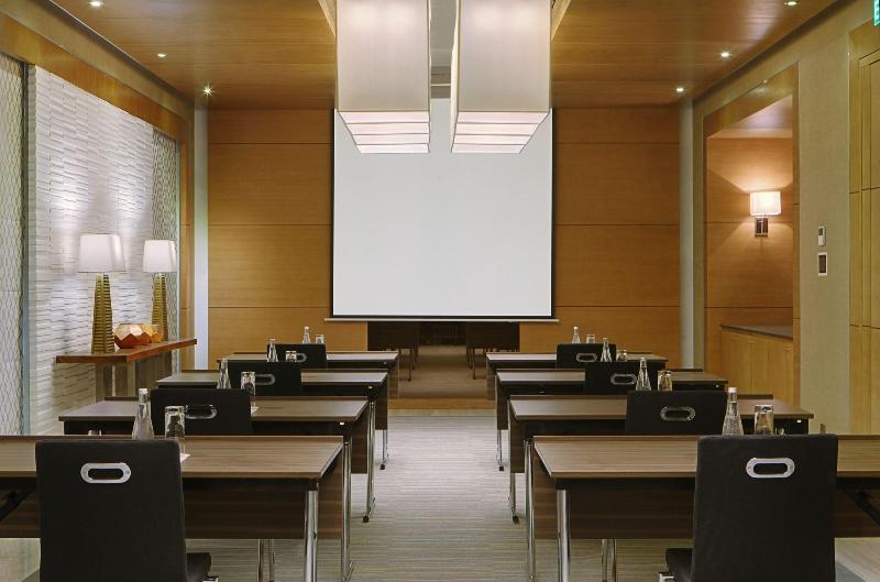DoubleTree by Hilton Riyadh - Al Muroj Business Ga - Toplantı